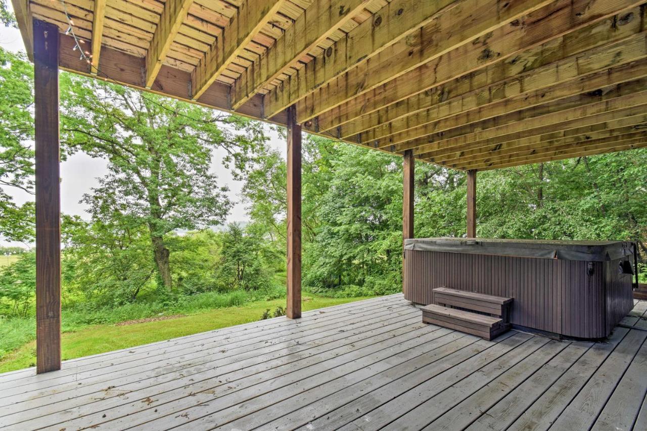 Cozy Amish Country Cabin On Shipshewana Lake! Exterior foto